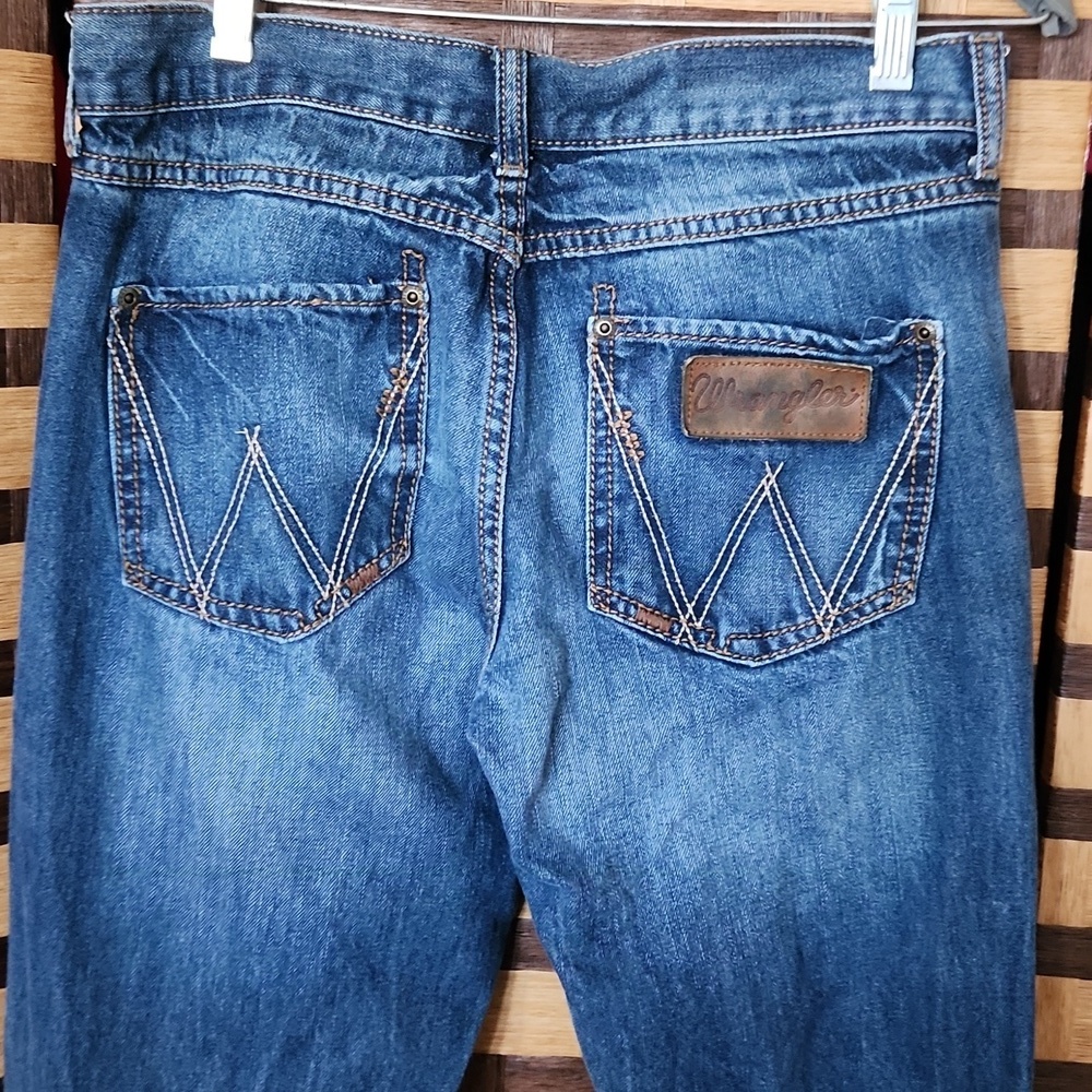 Wrangler 31/35 Retro relaxed boot tall Leather Tag